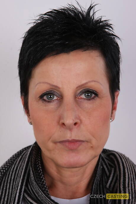 Czech Casting  invite you to explore a free pictures with Renata exhibit superb shape